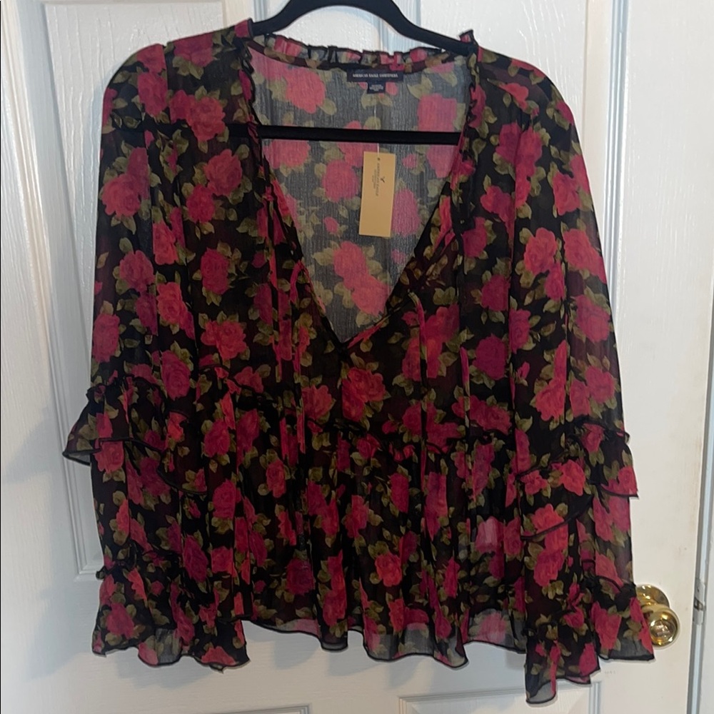 American Eagle bell sleeve blouse